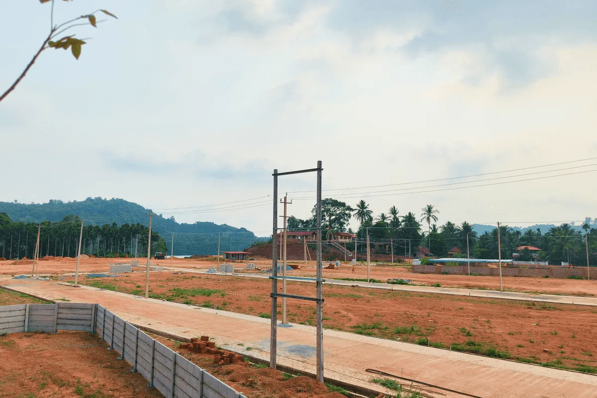 Gomathi layout thumbe-4